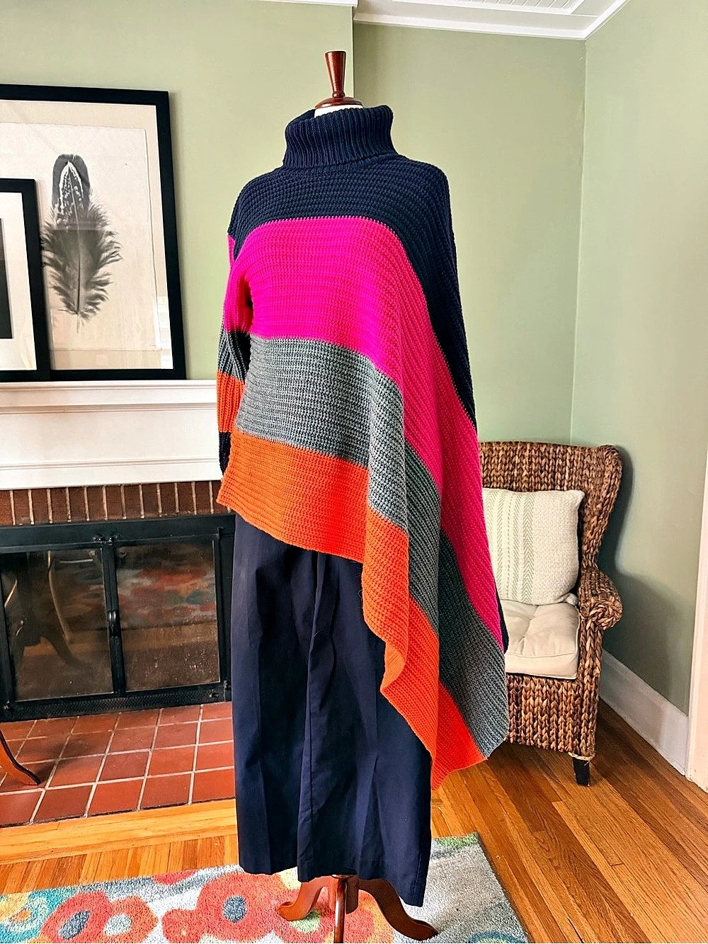 iLLord Colorblock Turtleneck Asymmetrical One-Sleeve Poncho Sweater - One Size